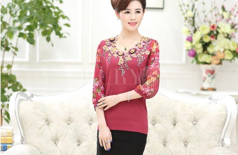 Những mẫu áo len trung niên thêu hoa đẹp cho phái nữ