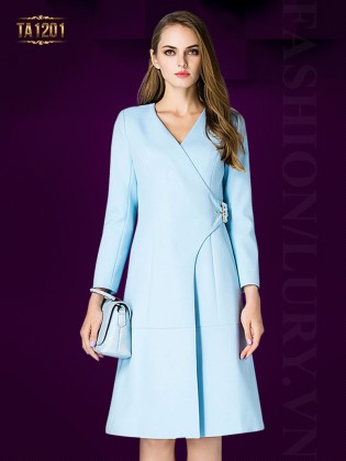 Áo khoác mangto dáng váy thắt đai chéo thời trang TA1201 (Màu xanh)