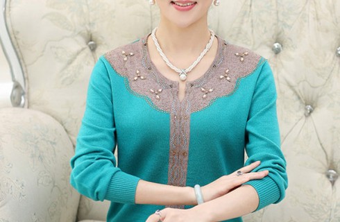Những mẫu áo trung niên công sở cho quý bà U50